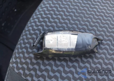 2015 Nissan Versa Note Sl z USA, uszkodzony, nr VIN 3N1CE2CP4FL444094